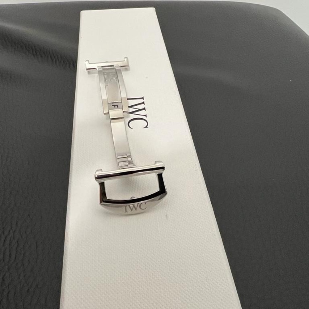 NWT iwc clasp